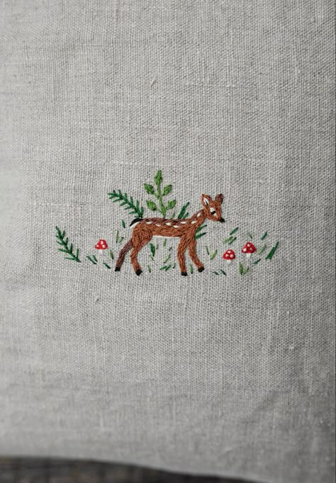 Embroidered Woodland Creatures, Woodland Creature Embroidery, Forest Animal Embroidery, Fawn Embroidery, Embroidery Deer, Embroidered Sheets, Deer Embroidery, Barn Animals, Floral Embroidery Patterns