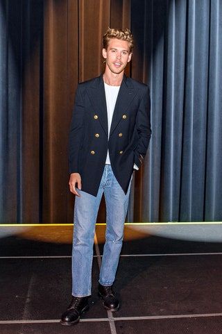 Butler Outfit, Mens Outfit Inspiration, Elegante Casual, Austin Butler, Stylish Mens Outfits, Men Fashion Casual Outfits, Streetwear Men Outfits, Blazer With Jeans, Blazer Outfits