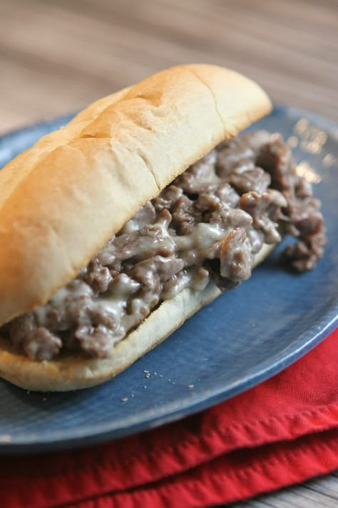 Philly Cheese Steak Sandwiches recipe from RecipeGirl.com #philly #cheese #steak #cheesesteak #sandwiches #recipe #RecipeGirl Philly Cheese Steak Sandwich Recipe, Cheese Steak Sandwich Recipe, Philly Cheese Steak Sandwich, Steak Sandwich Recipes, Philly Cheese Steak Recipe, Steak Sandwiches, Cheesesteak Recipe, Cheese Steak Sandwich, Philly Cheese