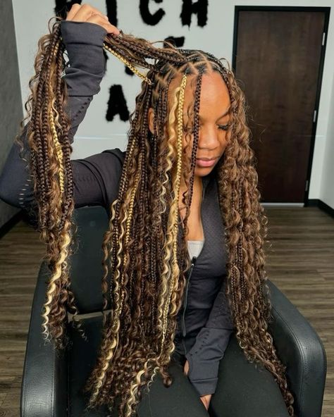 Highlight Braids, Fall Braids Black Women, Boho Braids With Color, Pretty Braids, Braided Hairstyles For Black Women Cornrows, Braids Ideas, Big Box Braids Hairstyles, Goddess Braids Hairstyles, Blonde Braids