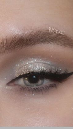 Eye Makeup, Lashes, Glitter, Makeup, Silver, White, Black, Make Up