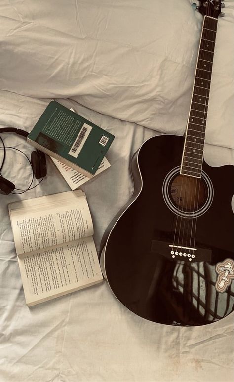 Guitar Autumn Aesthetic, Book And Music Aesthetic, Aesthetic Acoustic Guitar, Books And Headphones, Guitar Asthetic, Guitar Aesthetic Wallpaper, Acoustic Guitar Aesthetic, Guitars Aesthetic, Guitar Aesthetics