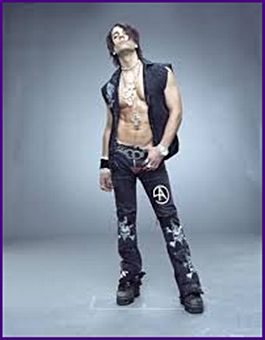 Chris Angel Mindfreak, Chris Angel, Criss Angel Mindfreak, Angel Magic, Criss Angel, Celebrity Men, Magic Man, Angel Print, Amazing Body