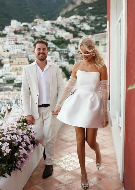 Best short wedding dresses for 2024 Engagement Dresses For Bride, Wedding Dresses Short Bride, Short Bride Dresses, Wedding Dress Drawings, Short Bride, Minimal Wedding Dress, Short Engagement, Short Wedding Dresses, Hunter Valley Wedding