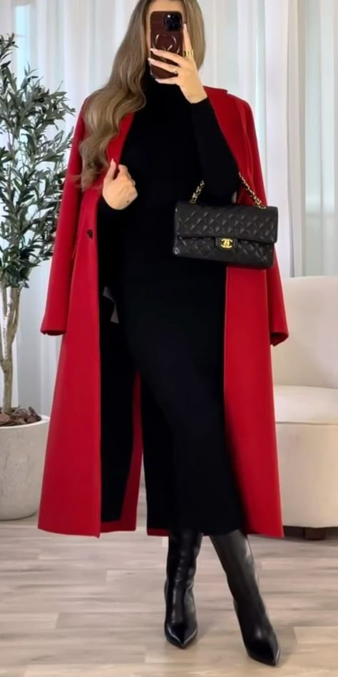 Red Coat Outfit Hijab, Theater Outfit Ideas Broadway, Red Coat Aesthetic, Long Coat Outfit Classy, Christmas Dress Women Classy, Red Coat Outfit, Dresses For Winter, Winter Coat Outfits, Fashion Outfits Casual