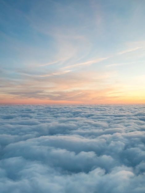 Au-dessus Des Nuages Depuis La Fenêtre D... | Premium Photo #Freepik #photo #vue-avion #aile-avion #nuage-avion #avion-terre Sky Reference, Photo Ciel, Over The Clouds, Mojave Ghost, Air Photo, Window View, Iconic Photos, Paper Cut, Vector Photo