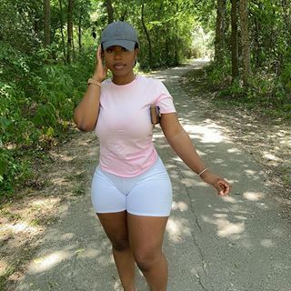 Uche Mba (ONLY PAGE) (@uchemba_) • Instagram photos and videos Uche Mba, Black Lady, Black Curves, Curvy Shorts, Take A Walk, Plus Size Fashion For Women, Cute Woman, Black Is Beautiful, Curvy Fashion