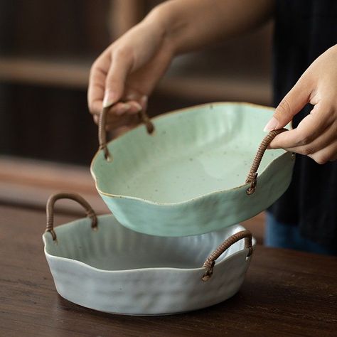 Hand Built Pottery Berry Bowls, Handbuilt Pottery Bowls, Decorative Fruit Bowl, Ceramic Casserole Dish Handmade, Beginning Pottery Projects, Pottery Kitchen Ideas, Ceramic Key Bowl, Useful Ceramics Ideas, Beginner Ceramics Projects