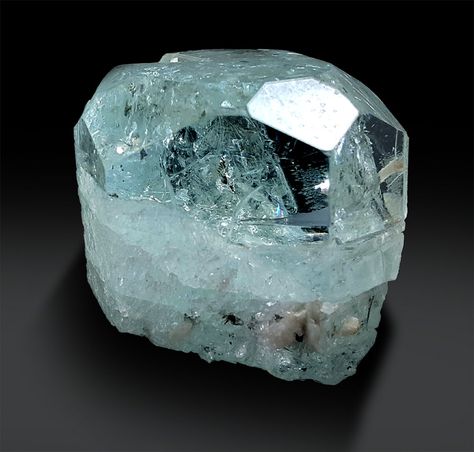 Aquamarine Crystal , Natural Aquamarine Damage Free Crystal from Shigar Pakistan - 74 Gram , 34*32*29 mm Crystal Aquamarine, Aquamarine Gem, Raw Aquamarine, Skardu Pakistan, Semi Precious Gems, Aquamarine Crystal, Mineral Stone, Aquamarine Stone, Minerals And Gemstones