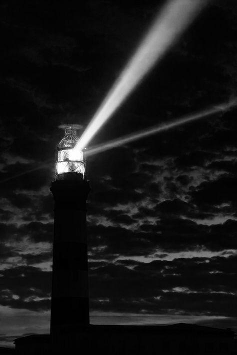 Light House At Night, Lighthouses At Night, Dark Lighthouse Aesthetic, Lighthouse In The Dark, Lighthouse Aesthetic Dark, Gothic Lighthouse, Bone Island, Dark Nautical Aesthetic, Lighthouse Night