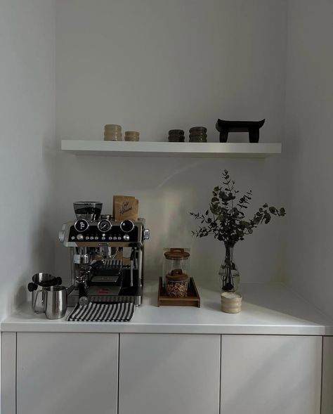 Abi Smith (@abiksmith) • Instagram photos and videos Minimalist Tea Station, Coffee Corner Minimalist, Black Coffee Corner, Minimal Coffee Station, At Home Coffee Station, Coffee Bar Minimalist, Minimal Coffee Bar, Organized Cupboards, Coffee Corner Aesthetic