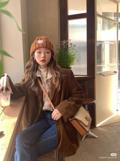 Japan Outfit Winter, Korea Outfits, Korean Winter Outfits, Japan Autumn, Japan Outfits, Japan Outfit, College Aesthetic, Cold Outfits, Everyday Fashion Outfits