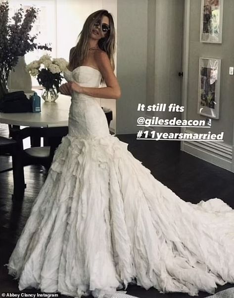 Chanel Wedding Dress, Peter Crouch, 11 Year Anniversary, Celebrity Brides, Ceremony Outfit, Abbey Clancy, Celebrity Bride, Maldives Beach, Vera Wang Wedding