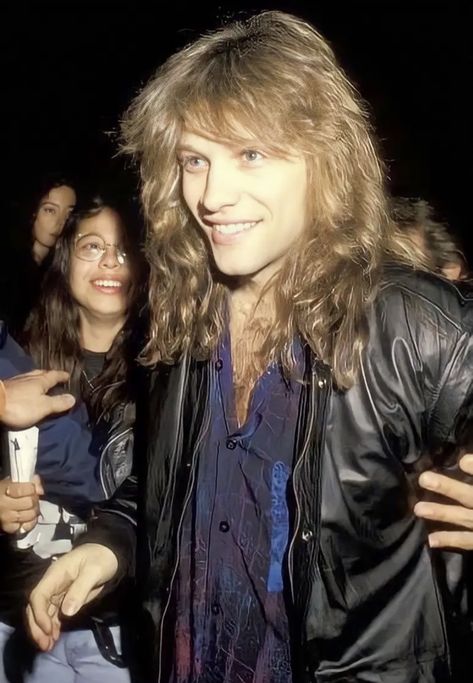 John Bon Jovi, Bon Jovi 80s, Bon Jovi Band, Jon Bonjovi, Jon Bongiovi, Bon Jovi Pictures, Bon Jovi Always, Mötley Crüe, Jon Bon Jovi