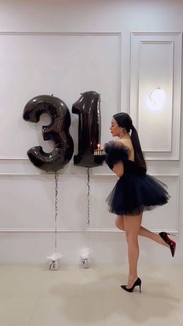 32 Birthday Theme For Women, Birthday Looks Outfit, Pretty Birthday Outfits, Fashion Birthday Outfits, Outfit For My Birthday, Outfits Cumpleaños, Outfit Cumpleaños, Tumblr Birthday, Birthday Outfits Ideas