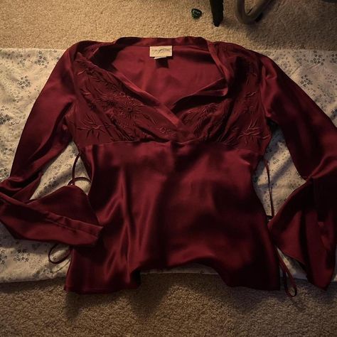 🍓VINTAGE BELL SLEEVE SILK... - Depop Thrifting Manifestation, Lana Condor, Burgundy Fashion, Whimsy Goth, Bell Sleeve Shirt, 2000s Fashion Outfits, Vintage Bell, Vintage Fits, Rory Gilmore