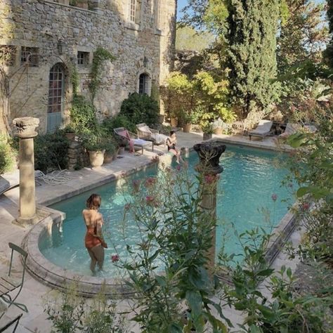 Italy House, Italian House, Dream Future, Italian Villa, Italian Summer, Pool Ideas, Summer House, House Inspo, My Dream Home