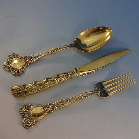 Historic Tiffany sterling dessert set made for the Columbian Exposition in 1894. Custom pattern designed by John Curran. Super rare! #sterling #tiffany #columbianexposition #dessert #custom #rare #antique #vintage #beautiful #history #historical #art #museumquality #silverware #silver Pretty Utensils, Victorian Cutlery, Bhavya Ramesh, Metal Cutlery, Cottage On A Hill, Victorian Tea Party, Gold Silverware, Silverplate Flatware, Dessert Set