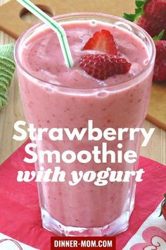 Easy Smoothie Recipes With Yogurt, Wawa Strawberry Smoothie Recipe, Strawberry Smoothie Without Milk, Good Strawberry Smoothie Recipe, Healthy Strawberry Shake, Healthy Yogurt Smoothies, Yogurt Based Smoothies, Creamy Strawberry Smoothie, Easy Fruit Smoothie Recipes Simple