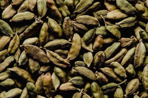 Everything About Cardamom Pods You'll Want to Know - Recipes.net Quick Bbq Sauce Recipe, Memphis Bbq Sauce Recipe, Honey Bbq Sauce Recipe, Bbq Sauce Homemade Easy, Make Bbq Sauce, Carolina Bbq Sauce, How To Make Bbq, Rosemary Recipes, Homemade Bbq Sauce Recipe