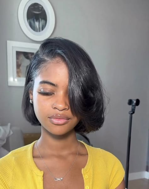 Short Bobs Natural Hair Black Women, Bob Blowout Black Women, 4c Bob, Fluffy Bob Black Women, Bobs On Black Women Real Hair, Bob Natural Hair, Natural Hair Bob Cut, Natural Hair Bob, Pressed Natural Hair