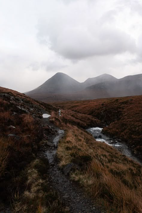 Scottish Men Aesthetic, Scottish Moors Aesthetic, Foggy Scotland, Scotland Aesthetic Dark, Scotland Aesthetic Highland, Scotland Highlands Aesthetic, Moody Scotland, Scottish Highlands Aesthetic, Scottish Highlands Winter