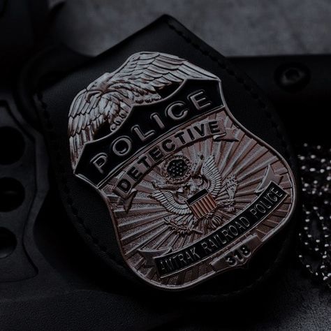 Police Badge Aesthetic, Detective Badge Aesthetic, Profiler Aesthetic Fbi, Detective Man Aesthetic, Fbi Asthetic Picture, Police Officer Aesthetic Uk, Undercover Detective Aesthetic, Cop Astetic, Crooked Cop Aesthetic