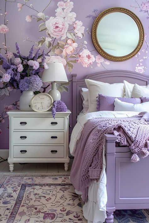 Small Purple Room Ideas, Bedroom Inspirations Purple, Lilac Room Ideas, Lavender Bedroom Ideas, Lavender Bedroom Decor, Lilac Bedroom Ideas, Pink And Purple Bedroom, Lilac Room, Purple Girls Bedroom