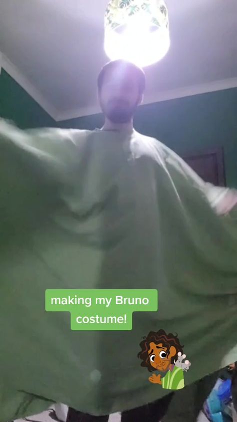 Bruno Costume Diy, Encanto Bruno Costume, Bruno Costume Encanto, Diy Encanto Costume, Bruno Costume, Diy Tiktok, How To Make Diy, Diy Halloween Costumes, Diy Costumes