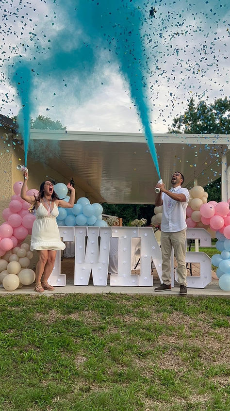 Big Balloon Gender Reveal, Fire Extinguisher Gender Reveal, Gender Reveal Ideas For Reveal, Gender Reveal For Twins Ideas, Gender Reveal Ideas Theme, Gender Celebration, Reveal Decorations Ideas, Gender Reveal Ideas For Twins, Gender Reveal Decorations Ideas