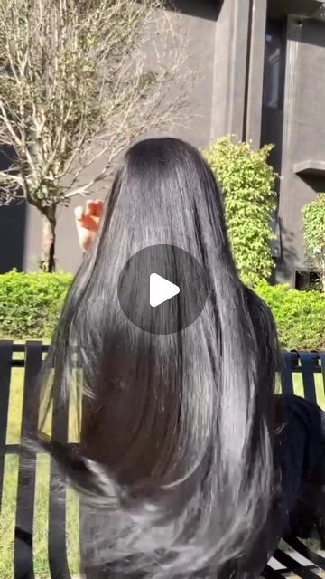 Neetuthakur on Instagram: "Shampoo hack smooth silky long hair  . . . . .  #reels #instagram #viralreels #longhair #longhairgrowth #trendingreels" Intricate Hairstyles, Longer Hair Growth, Long Silky Hair, Stunning Hairstyles, Reels Instagram, Silky Hair, Long Hair Styles Men, Hair Hacks, Mens Hairstyles