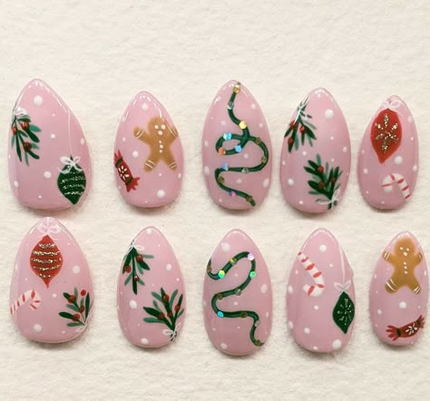 Disney Nails Thanksgiving, Almond Gingerbread Nails, Nontraditional Christmas Nails, Funny Bunny Christmas Nails, Christmas Nails Vintage, Christmas Stamp Nails, Fun Christmas Nails Acrylic, Simple Gingerbread Nails, Sugar Cookie Nails