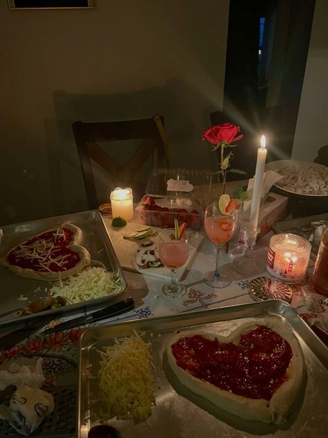 Stay At Home Date Night Aesthetic, Date Ideas 2023, Valentines Date For Boyfriend, Valentines Night In Ideas Romantic Dates, Beautiful Date Ideas, Wow Date Ideas, Valentines Day Date Aesthetic, Valentine’s Day Home Date, Cute Aesthetic Date Ideas