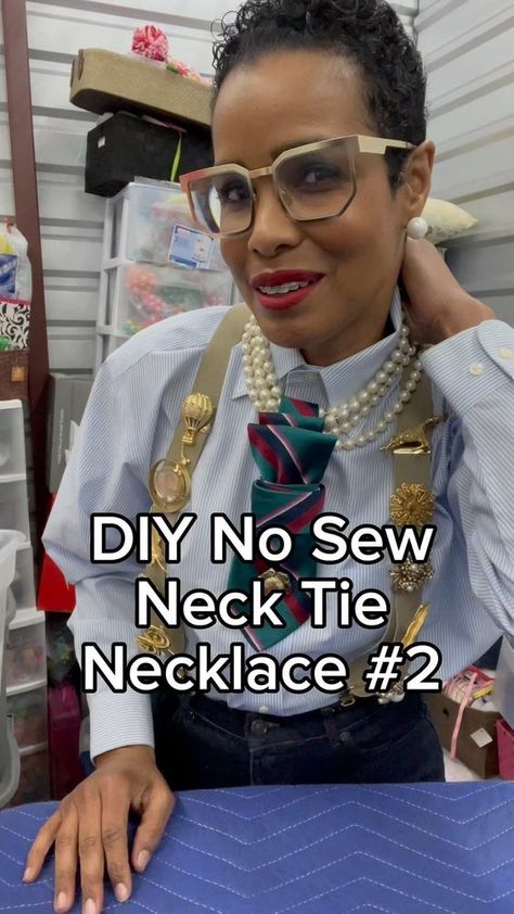 Bengela Holmes | Do you like this fold? Are you gonna try this one? Let me know!😊 #diycrafts #diyfashion #neckties #howtotieatie #stylingideas… | Instagram Tie Outfits For Women, Outfits With Ties For Women, Necktie Outfits For Women, Upcycling Clothes Diy, Women Neck Tie, Diy Necktie Projects, Necktie Crafts, Tie Outfit, Women Necktie