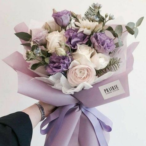 Wedding Flower Arrangements Centerpiece, Flower Arrangements Spring, Graduation Money Bouquet, Money Rose Bouquet, Spring Flower Arrangements Centerpieces, Purple Flower Bouquet, Money Rose, Flower Boquet, Purple Bouquets