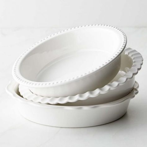 I’m back today with this year�’s collection of (ten!) new holiday gift guides to hopefully help provide a little inspiration for everyone on your list, and also, make holiday ...READ → Cocina Shabby Chic, Tart Pan, Favorite Pie, Perfect Pies, White Dishes, Pie Plate, Dish Sets, Ceramic Dishes, Williams Sonoma