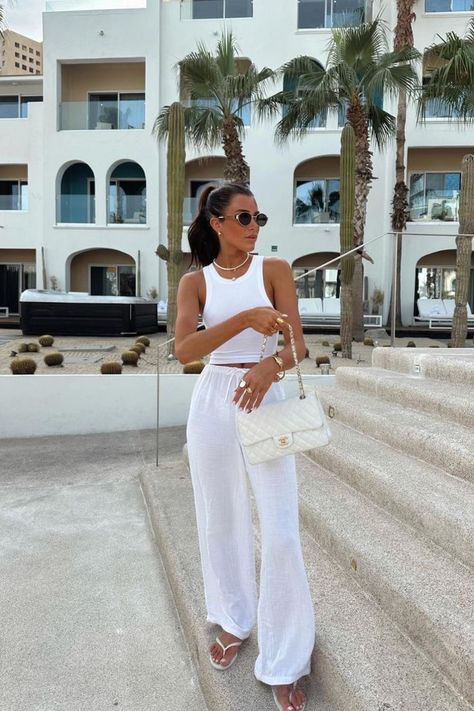 Summer Vacay Outfits, Dubai Outfits Ideas, Cabo Outfits, Mexico Vacation Outfits, Cancun Outfits, Tropical Vacation Outfits, Thailand Outfit, Dubai Outfits, Holiday Outfits Summer