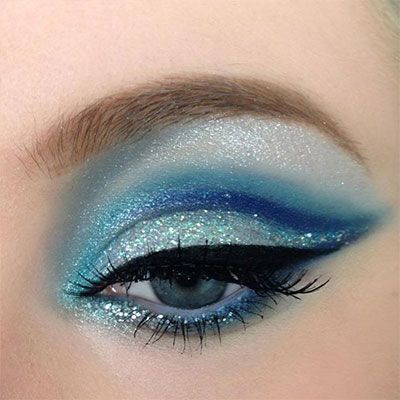 Elsa Makeup, Ice Queen Makeup, Blue Eyeshadow Makeup, Fantasy Make-up, Make Up Designs, Eyeliner Tips, Fairy Makeup, Makeup Step By Step, Eye Makeup Ideas