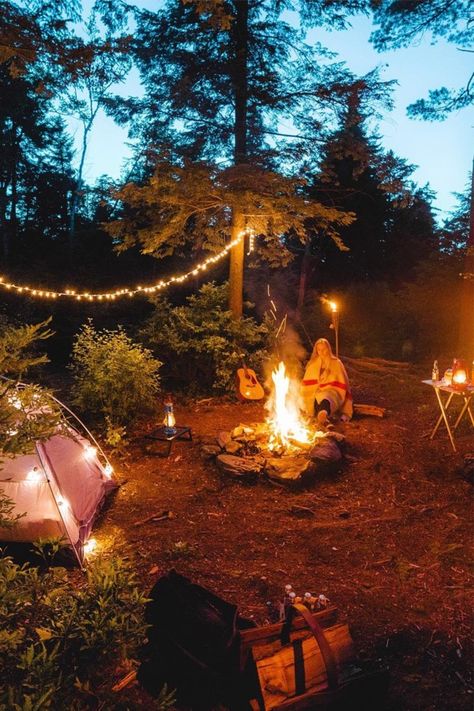 Camping Inspo, Campsite Setup, Zelt Camping, Camping Inspiration, Camping Vibes, Camping Set Up, Camp Site, Camping Aesthetic, Camp Vibes