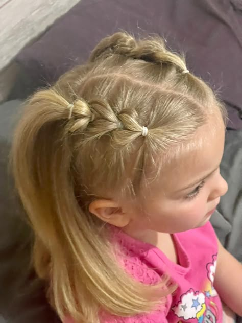 Cute Hairstyles For Lil Kids, 5 Year Hairstyles, Hair Styles Toddler Girl Easy, First Day Of School Hair Kindergarten, Simple Toddler Girl Hairstyles, Princess Hair Styles For Kids, Cheer Leader Hairstyles, Kid Hairstyles Short Hair, Half Up Toddler Hairstyles