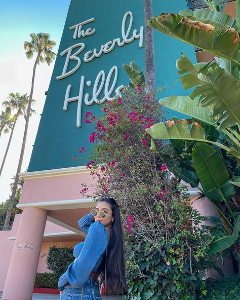 Estados Unidos Aesthetic, Beverly Hills Sign, Los Angeles Photoshoot, Los Angeles California Photography, Los Angeles Trip, Los Angeles Pictures, Angeles Aesthetic, Disney Poses, 22nd Birthday Cakes