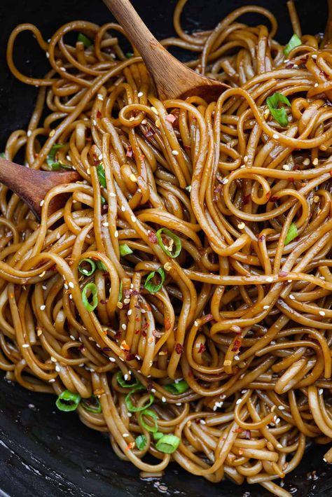 Teriyaki Noodles | The Recipe Critic Ramen Noodle Recipes Teriyaki, Best Stir Fry Noodles, Teriyaki Noodle Bowl, Terriaki Noodle Recipe, Noodle Dinner Ideas Easy, Shrimp Teriyaki Noodles, Best Noodles Recipe, Teriyaki Spaghetti Noodles, Knorr Teriyaki Noodles Recipe