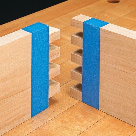 Gluing Box Joints: Follow a few simple steps to avoid glue squeezeout and eliminate the hassle of assembling box joints. Box Joinery, Used Woodworking Tools, Woodworking Logo, Box Joints, Woodworking Box, Woodworking Joinery, Cool Wood Projects, Wood Joints, Woodworking Joints