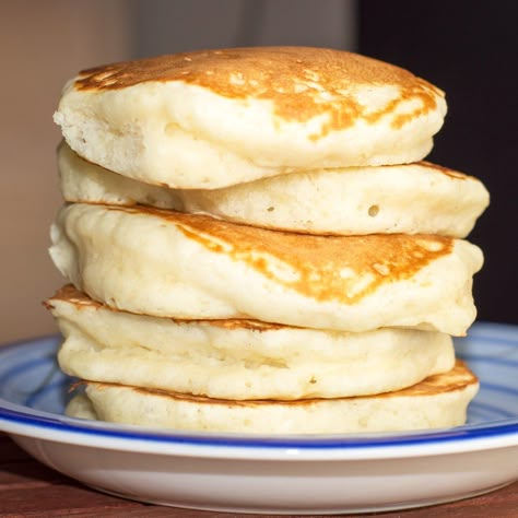 Fluffy, Fluffy Pancakes Stack Of Pancakes, Fluffy Pancake Recipe, Healthy Pancake Recipes, Kids Lunches, Pancakes Healthy, Fluffy Pancakes, Breakfast Pancakes, Pancakes And Waffles, Savoury Cake