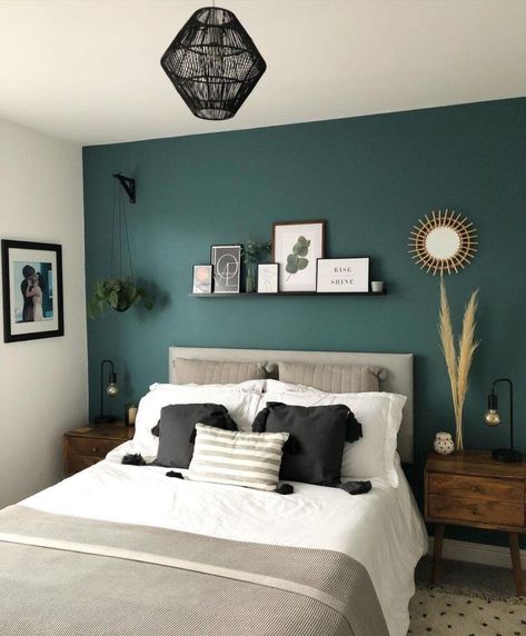 Green Paint Room Ideas Bedroom, Bedroom Ideas Forest Green, Forest Green Feature Wall Bedroom, Bedroom Inspirations Master Green, Wall Color Ideas Bedroom Paint, Bedroom Feature Wall Ideas Paint, Forest Green Bedroom Decor, Couple Room Ideas Bedrooms, Forest Inspired Bedroom