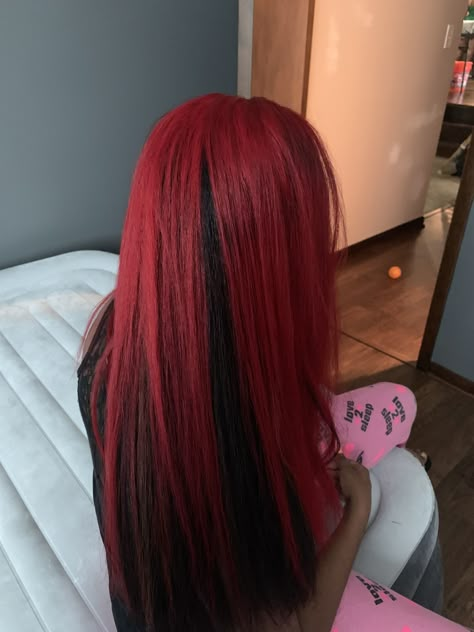 Peekaboo Red And Black Hair, Red Hair With Black Front Pieces, Red Hair Black Underneath Colour, Red Hair Color Peekaboo, Black And Red Peak A Boo Hair, Red Hair With Black Peekaboos, Red Hair Black Peekaboo, Red And Back Hair, Dyed Hair With Black Hair