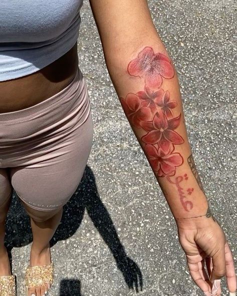 Red Ink Forearm Tattoo, Girl Thigh Tattoos, Rose Tattoos For Women, Hand Tattoos For Girls, Pretty Hand Tattoos, Neck Tattoos Women, Red Ink Tattoos, Tattoos For Black Skin, Pretty Tattoos For Women