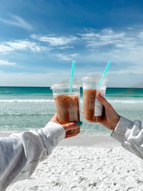 Coffee cheers on the florida beach for spring break Summer Break Aesthetic, Cafe Beach Aesthetic, Beachy Coffee Shop, Beach Drink Aesthetic, Cafe By The Beach, Summer Coffee Aesthetic, Ice Coffee Aesthetic, Beach Coffee Shop Aesthetic, Beach Coffee Aesthetic