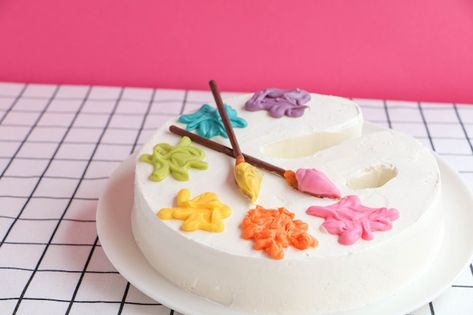 Art Cake Design, Arty Birthday Cake, Paint Birthday Cake Ideas, Paint Palette Cake, Art Palette Cake, Abstract Palette Knife Cake, Art Cake, Paint Palette Cake Ideas, Art Palette Birthday Cake