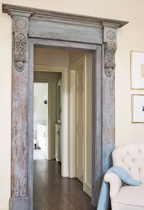 Easy to make vintage looking doorway.  Great idea for a mirror frame too!  @Natalie Nordhagen, this looks like a project for you! Houston Houses, Casa Country, Door Molding, Open Door, Old Door, Old Doors, Style At Home, Door Frame, Architectural Salvage